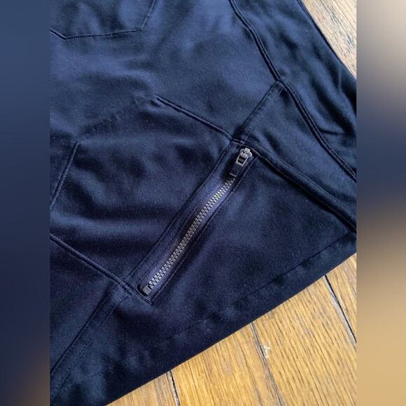ATHLETA Black Stretch Knit Skort sz Small - Picture 2 of 11